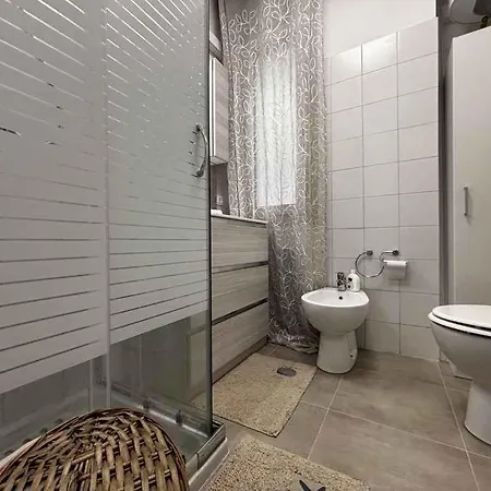 In 54390 *