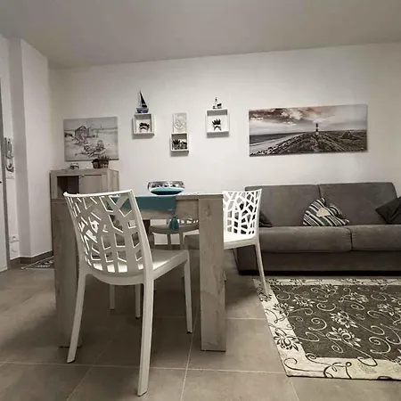 In 54390 Розолина-Маре